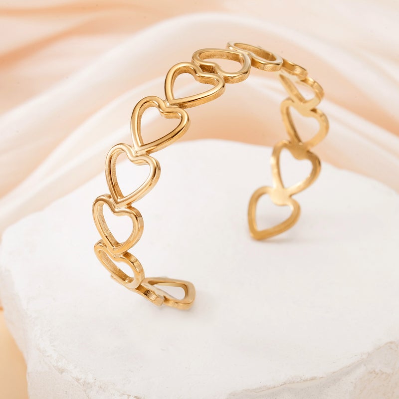 Retro Oil-Pressed Stainless Steel Hollow Heart Flower Bracelet Electroplated High-End Light Luxury Women'S Bracelet - Image 5